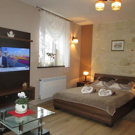 Apartamenty Przy Farze Kazimierz Dolny Kültér fotó