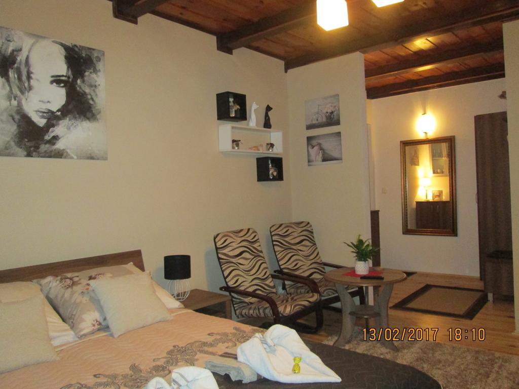 Apartamenty Przy Farze Kazimierz Dolny Szoba fotó